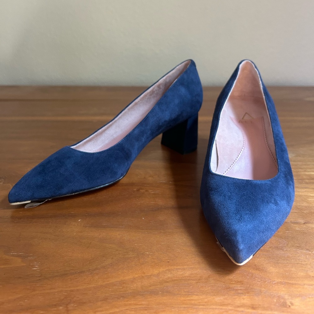 NWOT Ally Shoes Noble Suede Lower Block Heel | women’s size: 38.5 C | navy - Picture 5 of 15